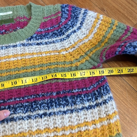 Mother Alpaca Multicolor Puff Sleeve Crop Sweater - Picture 10 of 12